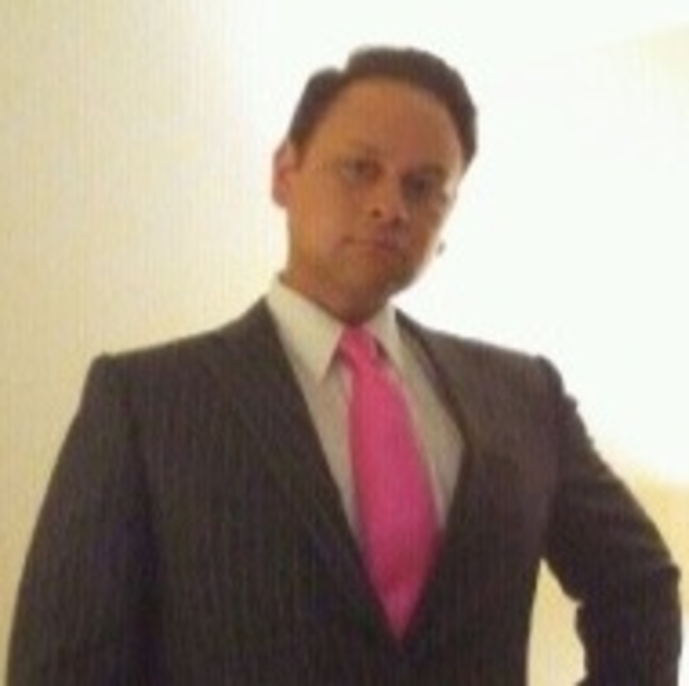 Meet your Posher, Corey